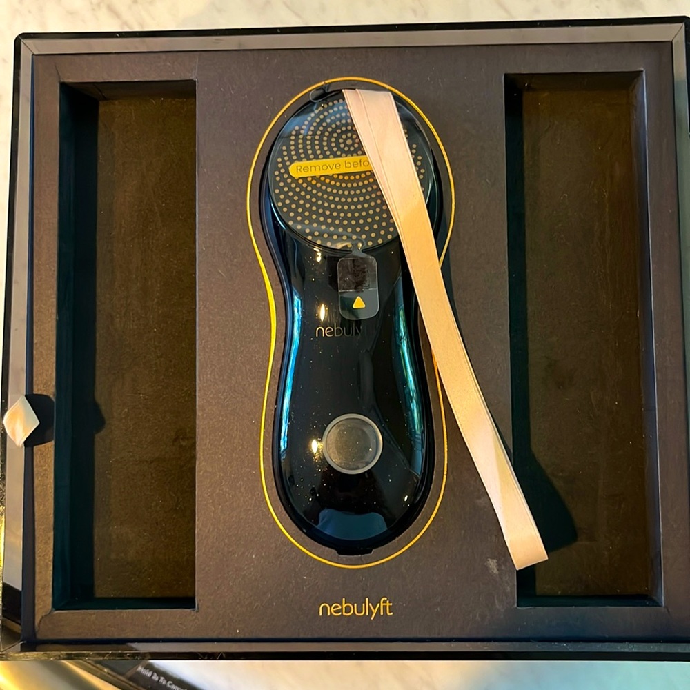 Gently used for 2-3 times IN BOX Nebulyft N1 beauty device